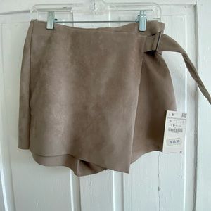 Zara Faux Suede Skort (S)